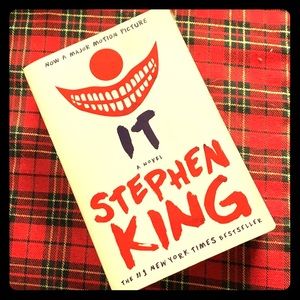 IT By Stephen King